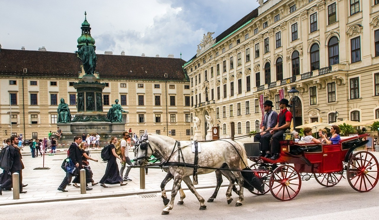 CARRIAGE VIENNA